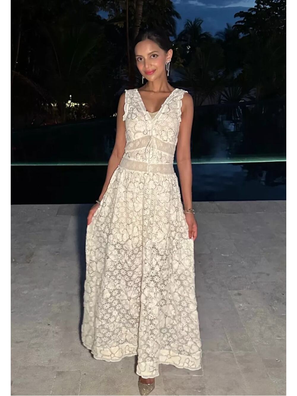 FOR LOVE & LEMONS Snowflake Cream Daisy Mesh Maxi Dress Size Large